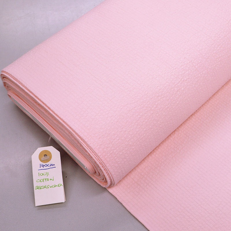 Dressmaking Cotton Seersucker – Pale Pink